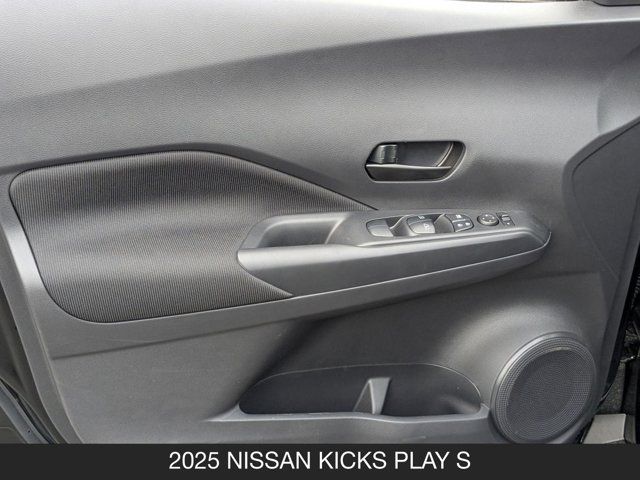 2025 Nissan Kicks Play S 2025 Nissan Kicks Play S