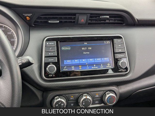 2025 Nissan Kicks Play S 2025 Nissan Kicks Play S