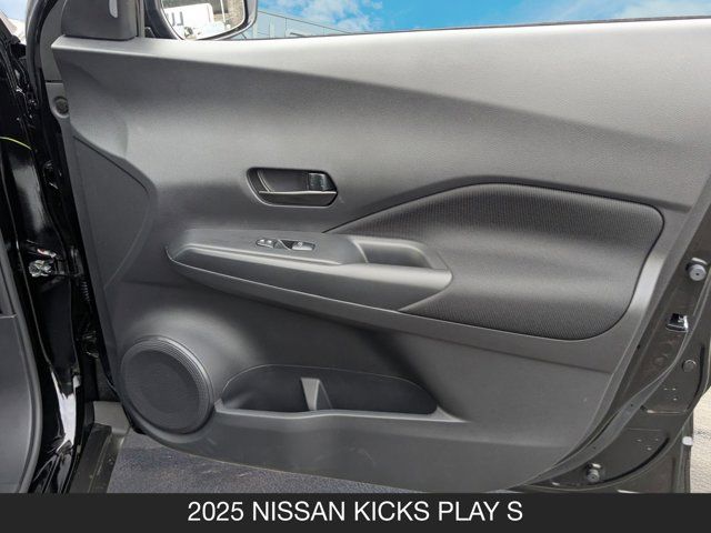 2025 Nissan Kicks Play S 2025 Nissan Kicks Play S