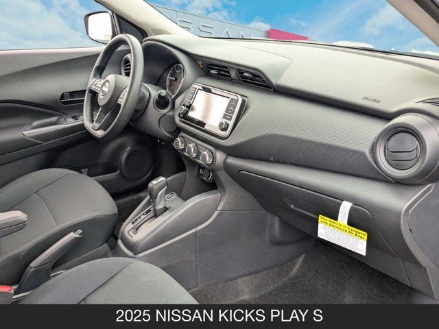 2025 Nissan Kicks Play S 2025 Nissan Kicks Play S