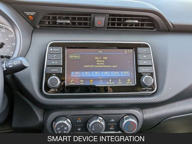 2025 Nissan Kicks Play S 2025 Nissan Kicks Play S