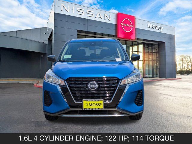 2025 Nissan Kicks Play S 2025 Nissan Kicks Play S