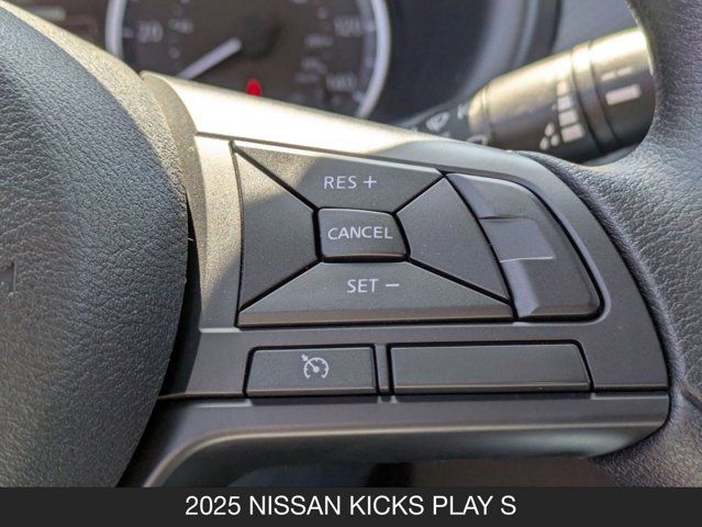 2025 Nissan Kicks Play S 2025 Nissan Kicks Play S