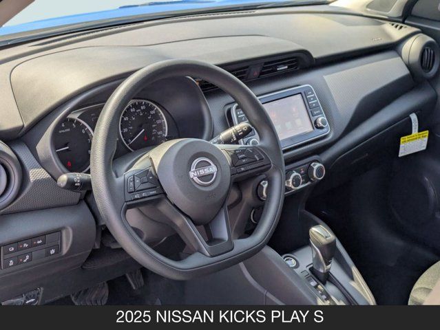 2025 Nissan Kicks Play S