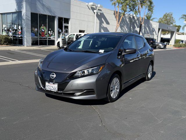 2025 Nissan Leaf S 2025 Nissan Leaf S