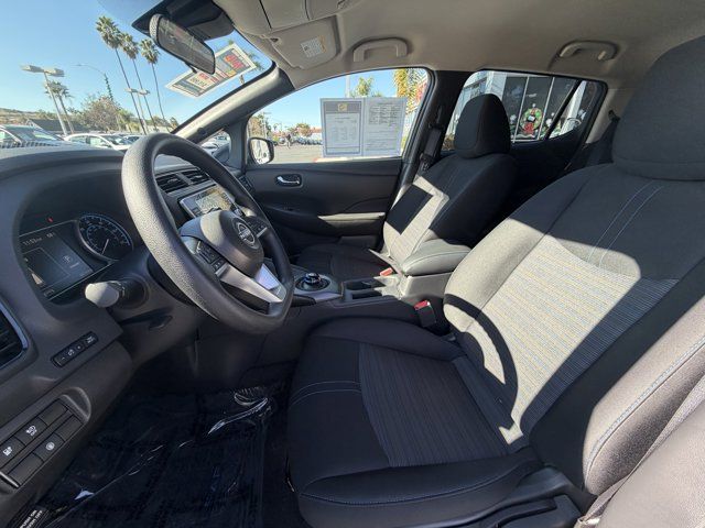 2025 Nissan Leaf S 2025 Nissan Leaf S