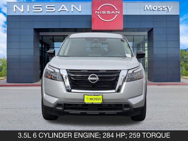 2025 Nissan Pathfinder S 2025 Nissan Pathfinder S