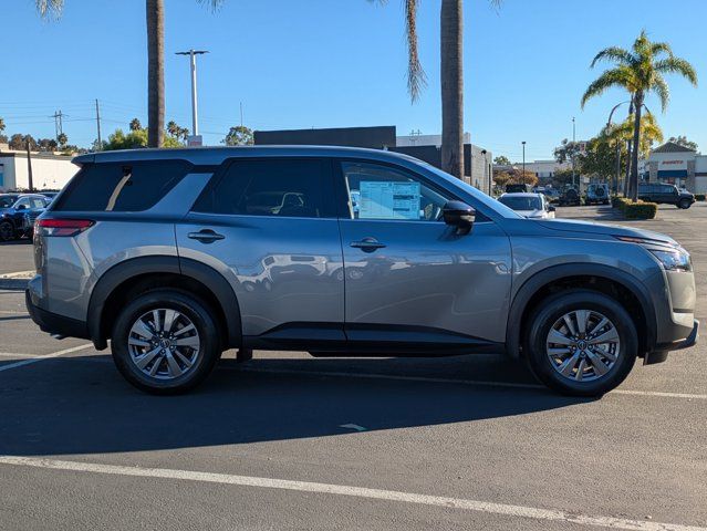 2025 Nissan Pathfinder S 2025 Nissan Pathfinder S