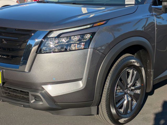 2025 Nissan Pathfinder S 2025 Nissan Pathfinder S