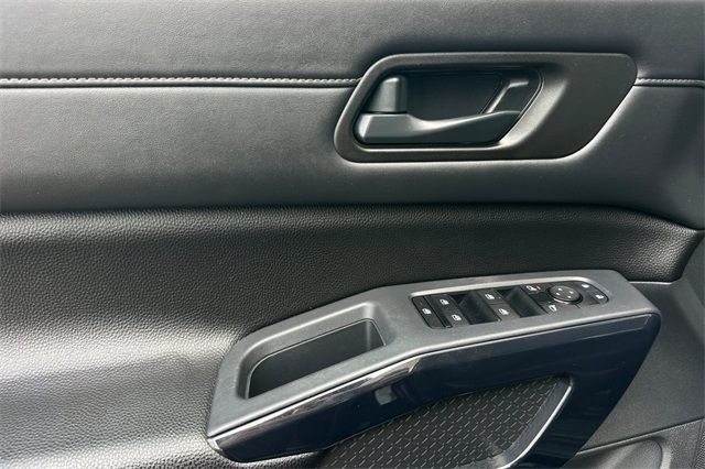 2025 Nissan Pathfinder SV 2025 Nissan Pathfinder SV