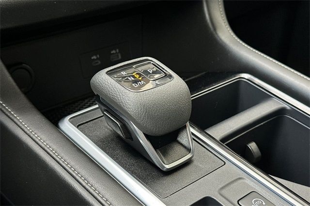 2025 Nissan Pathfinder SV 2025 Nissan Pathfinder SV