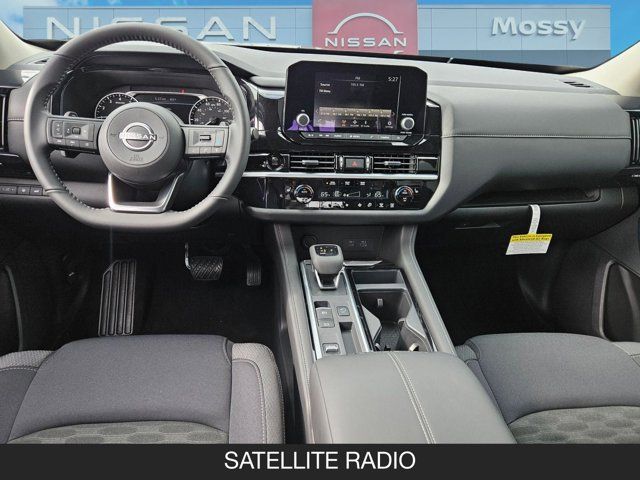 2025 Nissan Pathfinder SV 2025 Nissan Pathfinder SV