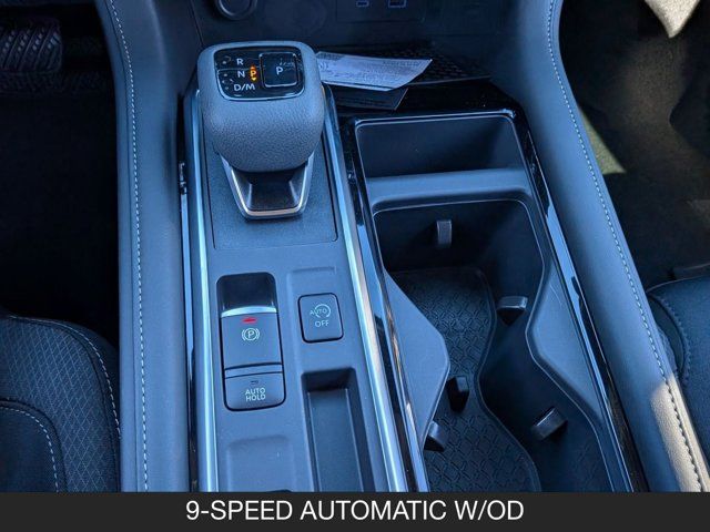 2025 Nissan Pathfinder SV