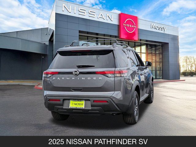 2025 Nissan Pathfinder SV