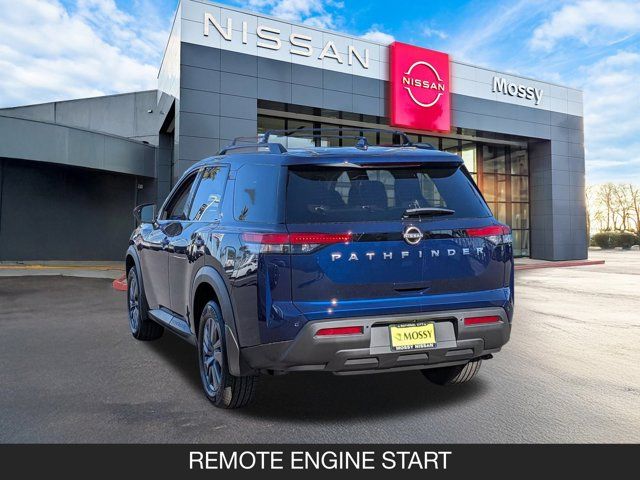 2025 Nissan Pathfinder SV