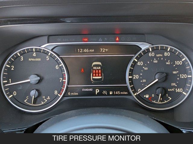 2025 Nissan Pathfinder SV