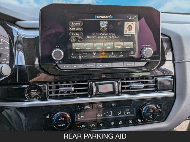 2025 Nissan Pathfinder SV