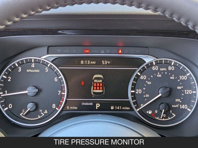 2025 Nissan Pathfinder SV