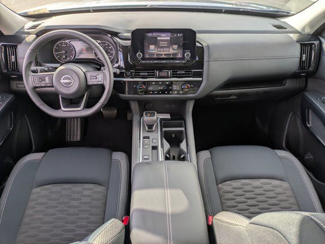 2025 Nissan Pathfinder SV 2025 Nissan Pathfinder SV