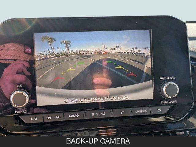 2025 Nissan Pathfinder SV 2025 Nissan Pathfinder SV