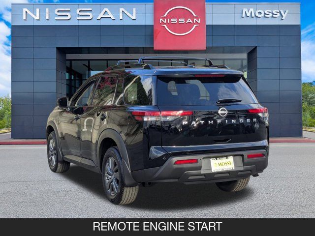 2025 Nissan Pathfinder SV 2025 Nissan Pathfinder SV