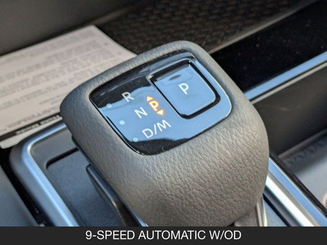 2025 Nissan Pathfinder SV 2025 Nissan Pathfinder SV