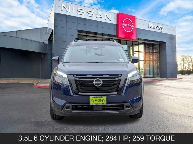 2025 Nissan Pathfinder SV 2025 Nissan Pathfinder SV