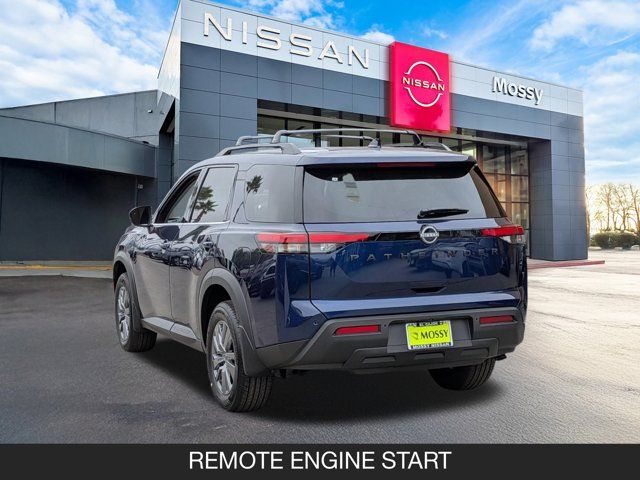2025 Nissan Pathfinder SV 2025 Nissan Pathfinder SV