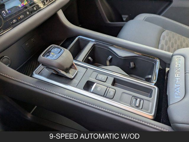 2025 Nissan Pathfinder SV 2025 Nissan Pathfinder SV