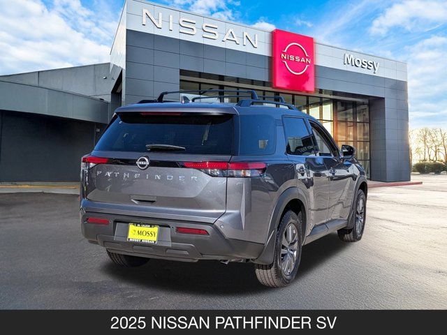 2025 Nissan Pathfinder SV