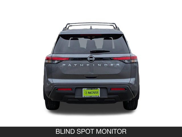 2025 Nissan Pathfinder SV