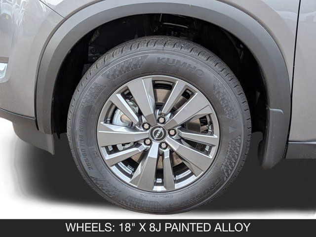 2025 Nissan Pathfinder SV