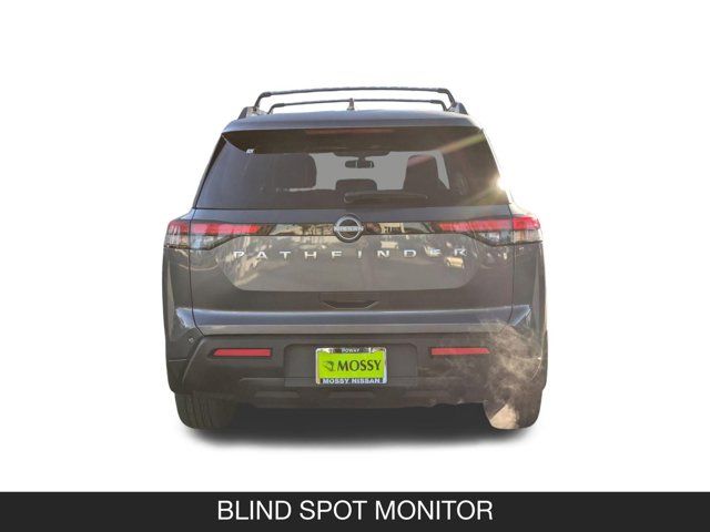 2025 Nissan Pathfinder SV