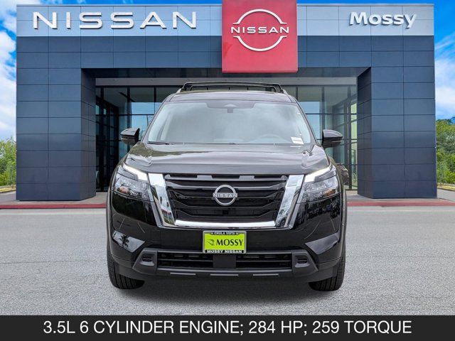 2025 Nissan Pathfinder SV 2025 Nissan Pathfinder SV
