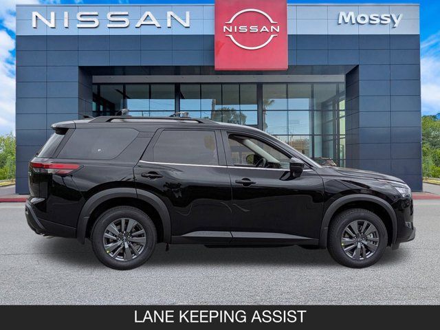 2025 Nissan Pathfinder SV 2025 Nissan Pathfinder SV