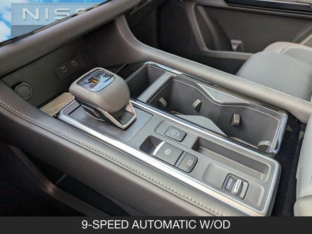 2025 Nissan Pathfinder SV 2025 Nissan Pathfinder SV