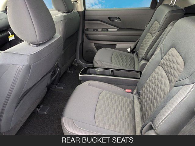 2025 Nissan Pathfinder SV 2025 Nissan Pathfinder SV