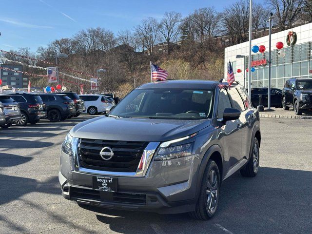 2025 Nissan Pathfinder SV 2025 Nissan Pathfinder SV