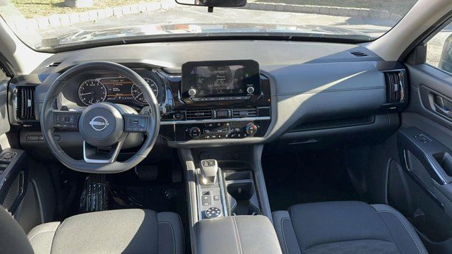 2025 Nissan Pathfinder SV 2025 Nissan Pathfinder SV