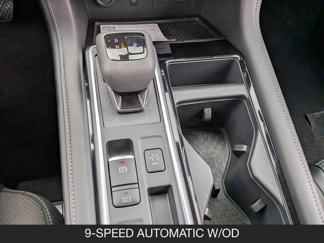 2025 Nissan Pathfinder SL 2025 Nissan Pathfinder SL