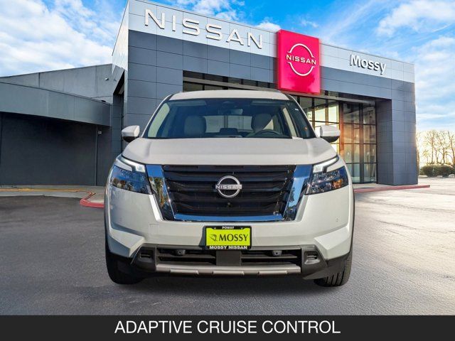 2025 Nissan Pathfinder SL 2025 Nissan Pathfinder SL