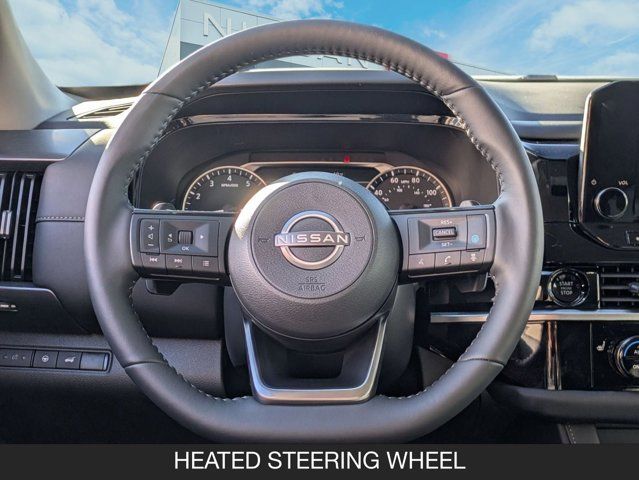 2025 Nissan Pathfinder SL