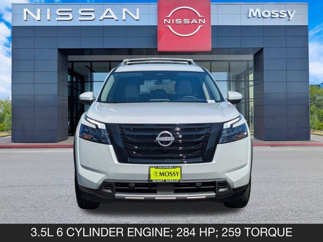 2025 Nissan Pathfinder SL 2025 Nissan Pathfinder SL