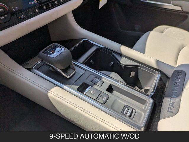 2025 Nissan Pathfinder SL 2025 Nissan Pathfinder SL