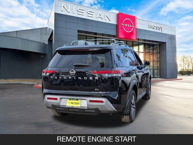 2025 Nissan Pathfinder SL