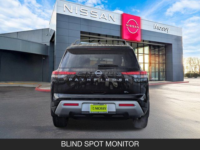 2025 Nissan Pathfinder SL
