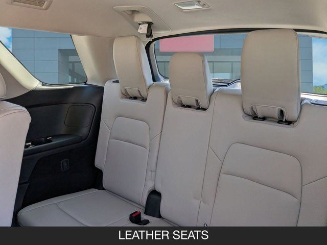 2025 Nissan Pathfinder SL 2025 Nissan Pathfinder SL