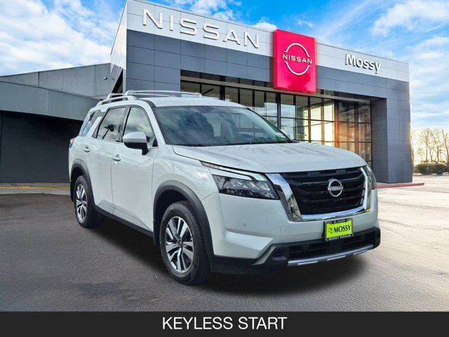2025 Nissan Pathfinder SL 2025 Nissan Pathfinder SL