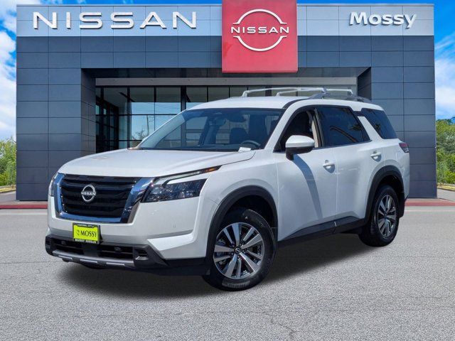 2025 Nissan Pathfinder SL 2025 Nissan Pathfinder SL
