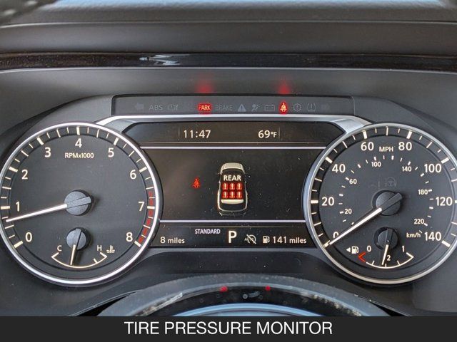 2025 Nissan Pathfinder SL